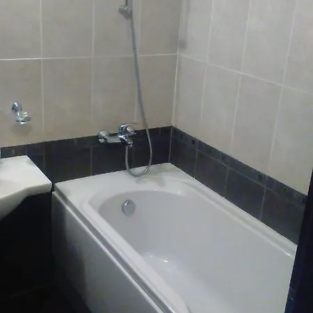 1 Bed - Sleeps 4 - Pets - Mountain Views *