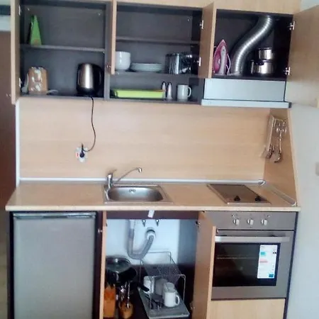 1 Bed - Sleeps 4 - Pets - Mountain Views
