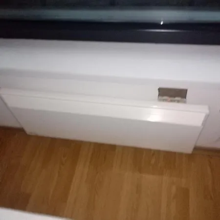 1 Bed - Sleeps 4 - Pets - Mountain Views Razlog